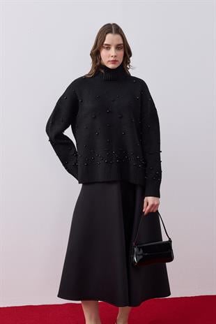 Logan Ponpon ve İncili Kazak-Siyah