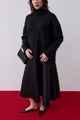 Logan Ponpon ve İncili Kazak-Siyah