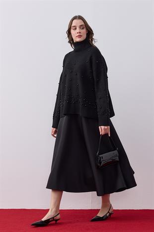 Logan Ponpon ve İncili Kazak-Siyah