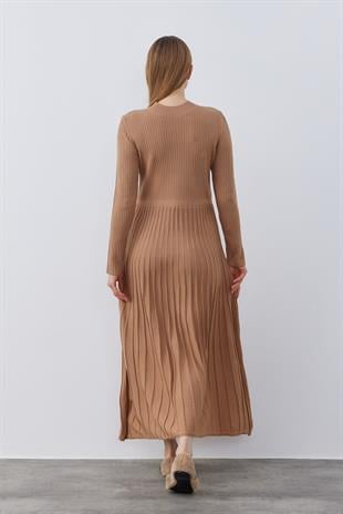 Mabel Pilise Detaylı Fitilli Elbise - Camel 
