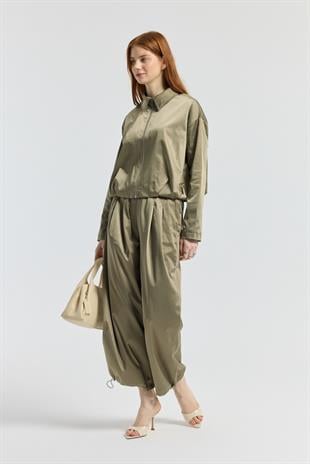 Marcelia  D Tokalı Pilili Saten Pantolon - Çağla