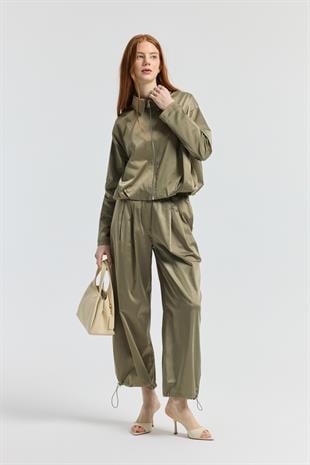 Marcelia  D Tokalı Pilili Saten Pantolon - Çağla