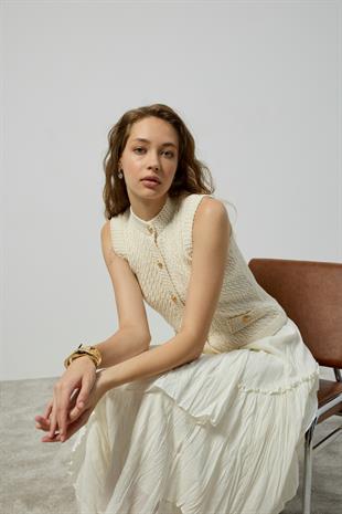 Natalia Gold Düğmeli Süs Cepli Süveter - Krem