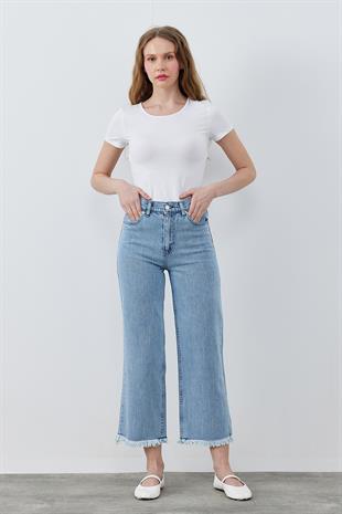 NİLİ TAŞ DETAYLI DENİM PANTOLON - AÇIK MAVİ 