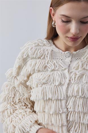 Norio Püskül Detaylı Taş Düğmeli Örme Ceket - Bej