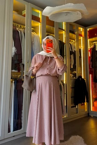 Paris Fular Yaka Pötikare Takım  Kırmızı