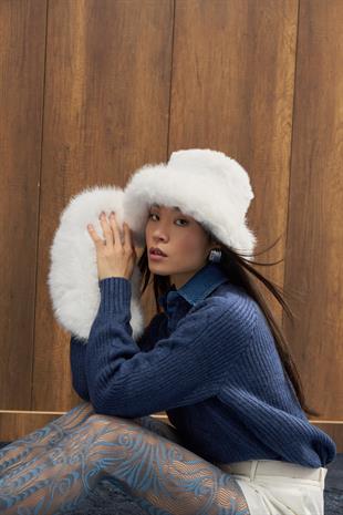 Peluş Bucket Şapka - Beyaz 