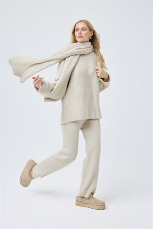 Polyane Atkılı Dokulu Triko Takım - Bej 