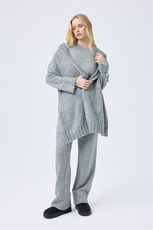 Polyane Atkılı Dokulu Triko Takım - Gri