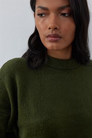 Saint Yün Karışımlı Basic Kazak- Yeşil