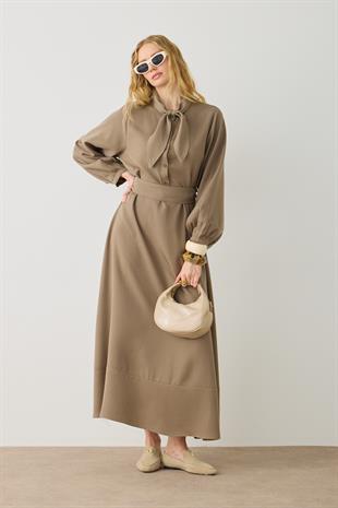 Salsa Fular Yakalı Kuşaklı Elbise - Haki 