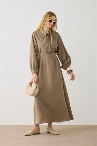 Salsa Fular Yakalı Kuşaklı Elbise - Haki 