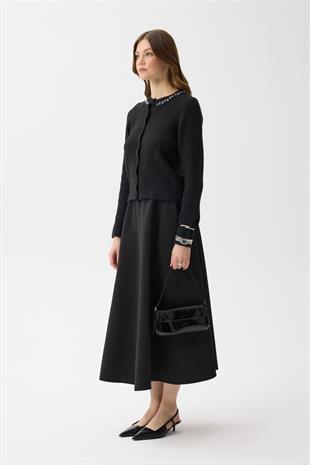 Victoria Yaka Taşlı Yünlü Hırka - Siyah 