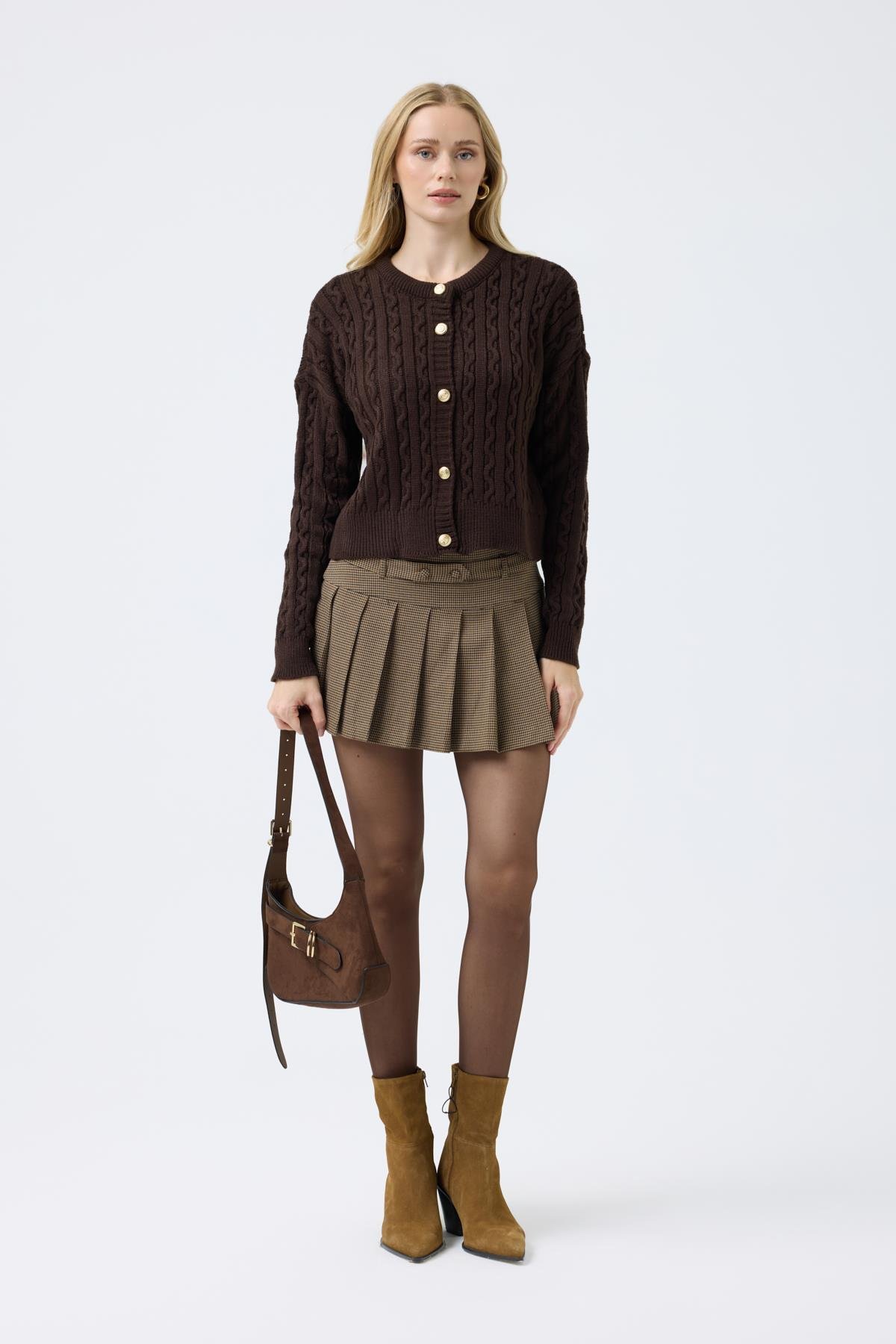  Hazel Saç Örgülü Gold Düğmeli Hırka - Kahve 