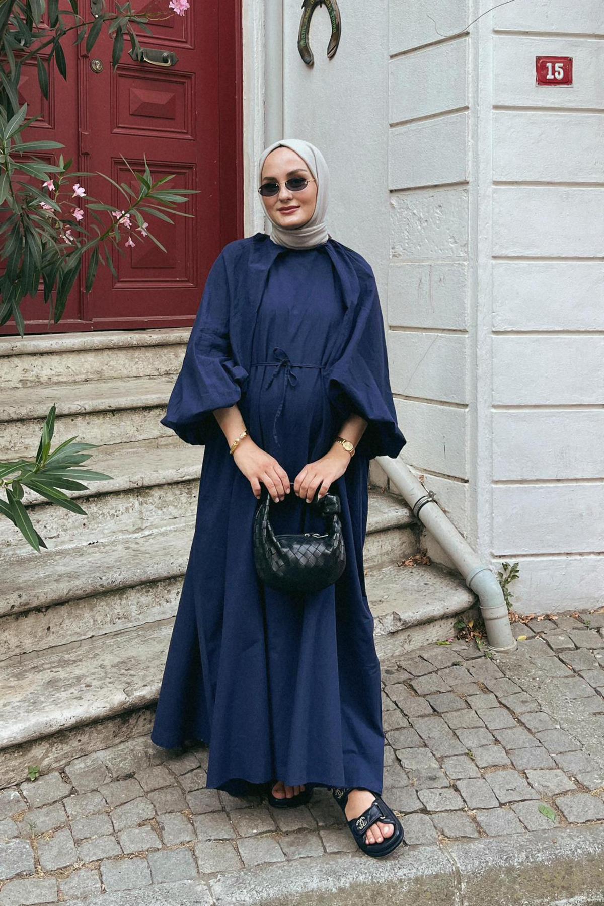 ALEYNA'NIN MIOR PAMUK VUAL ELBİSE KOMBİNİ