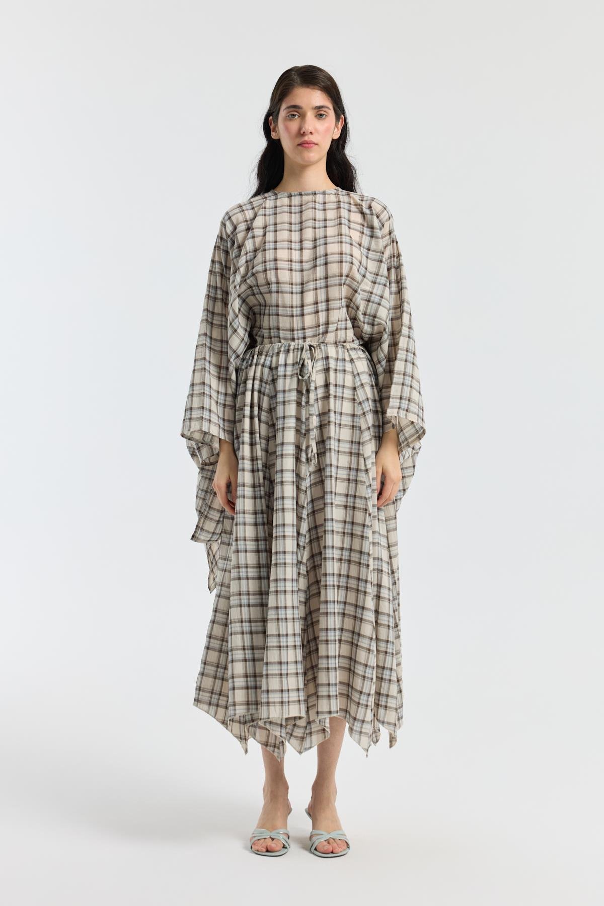 Amara Müslin Ekose Desenli Pelerin Takım - Bej