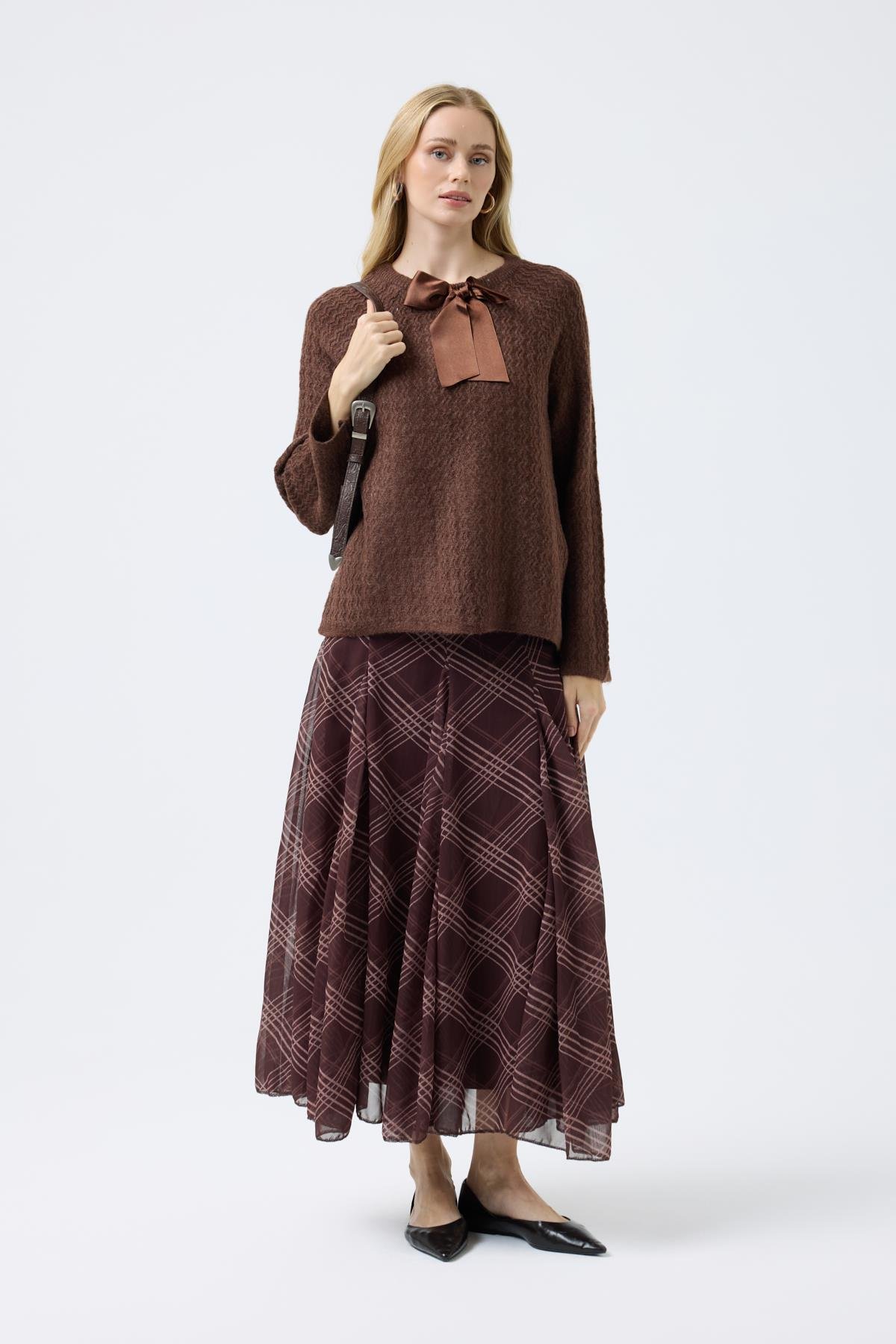 Angelina Fiyonklu Kazak - Kahverengi 