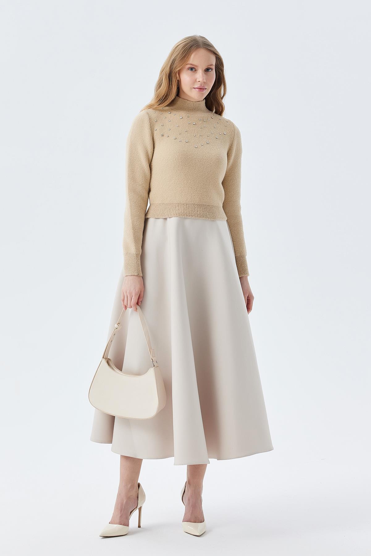 BELİNDA TAŞ İŞLEMELİ YUMOŞ KAZAK - VİZON