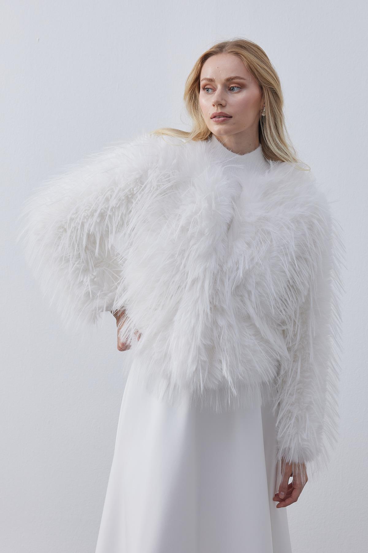 Betsy Suni Kürk Ceket- Beyaz