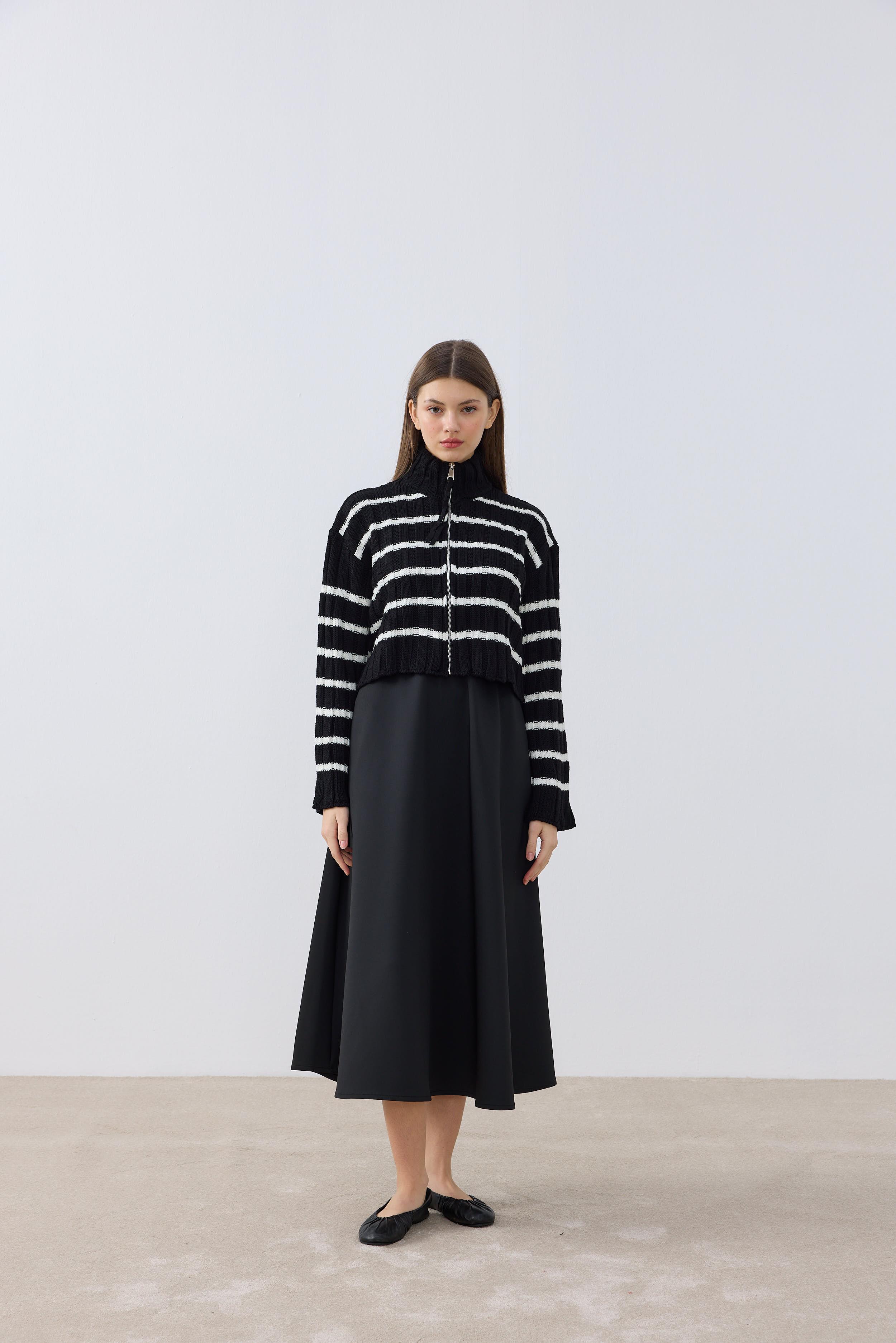 Briona Fitilli Kontrast Hırka- Siyah