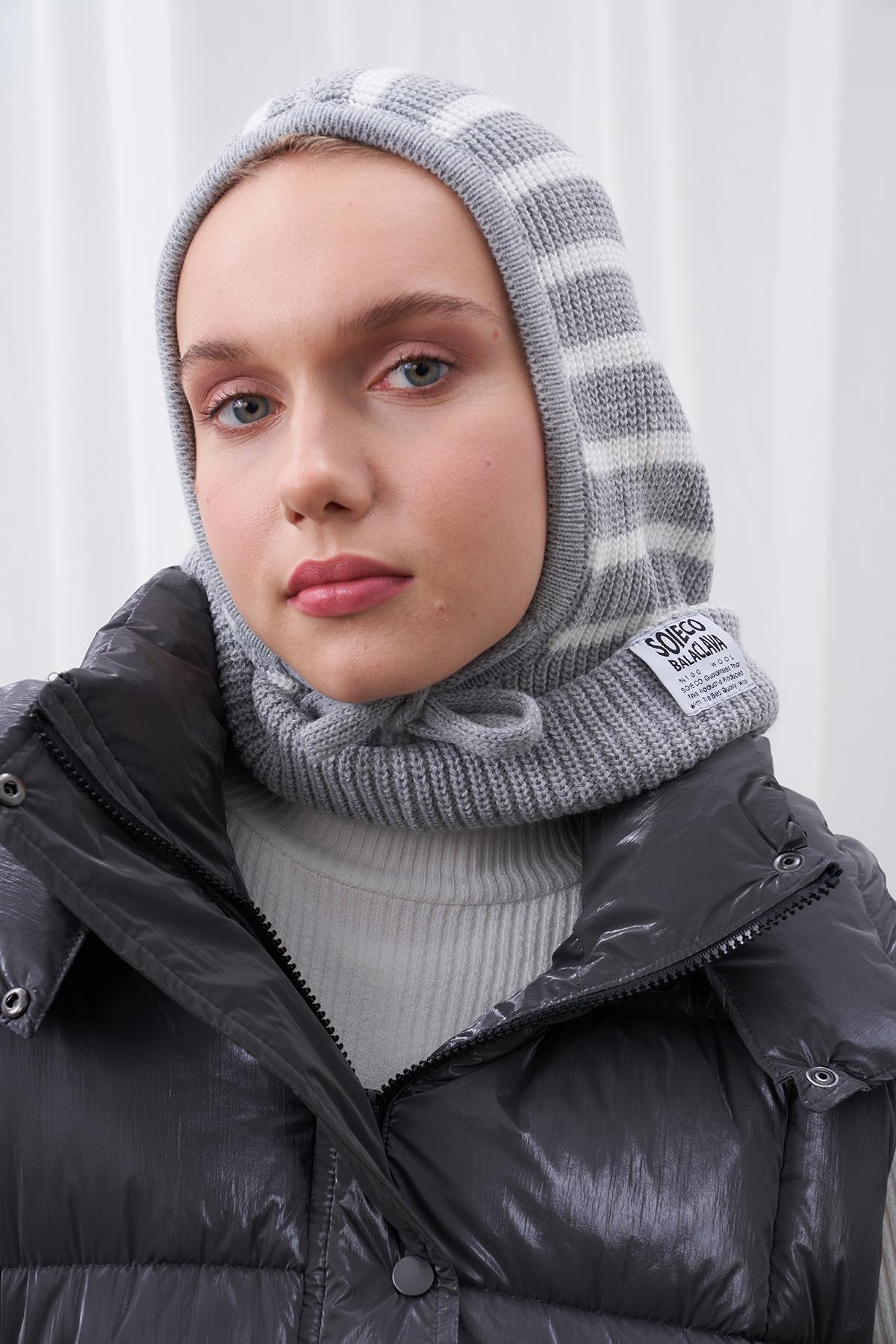 ÇİZGİLİ KAPÜŞONLU BERE - GRİ