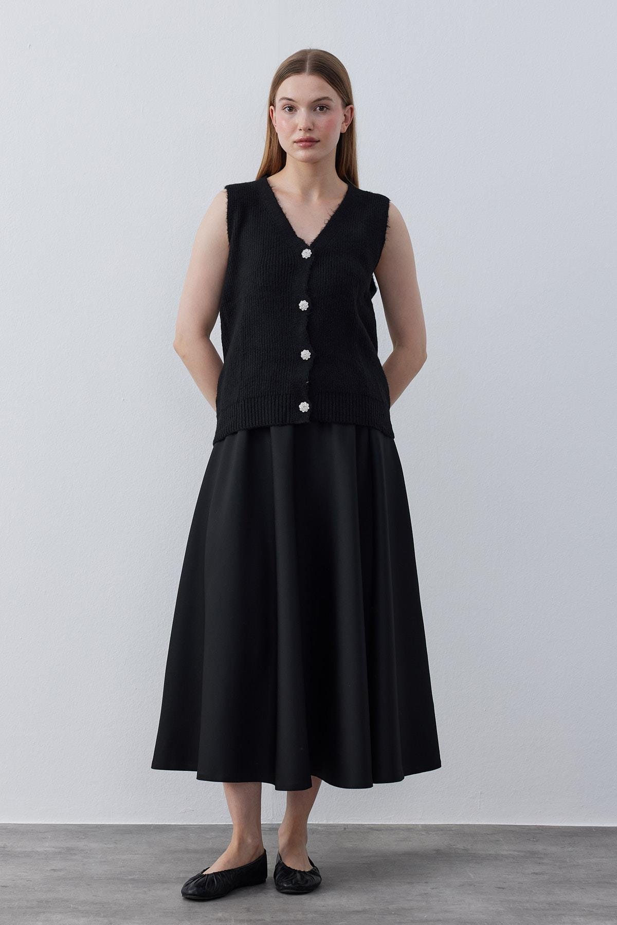 Jess Taş Düğmeli Triko Süveter-Siyah