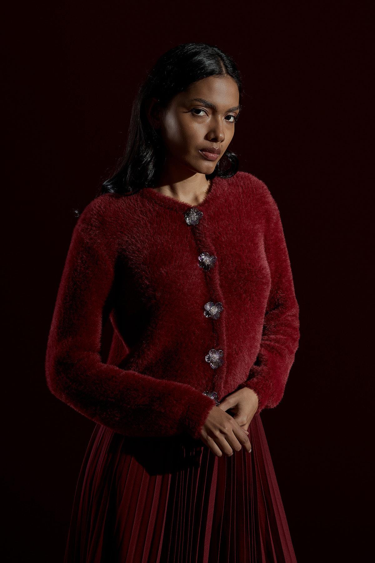 Layla Aksesuar Düğmeli Peluş Hırka - Bordo