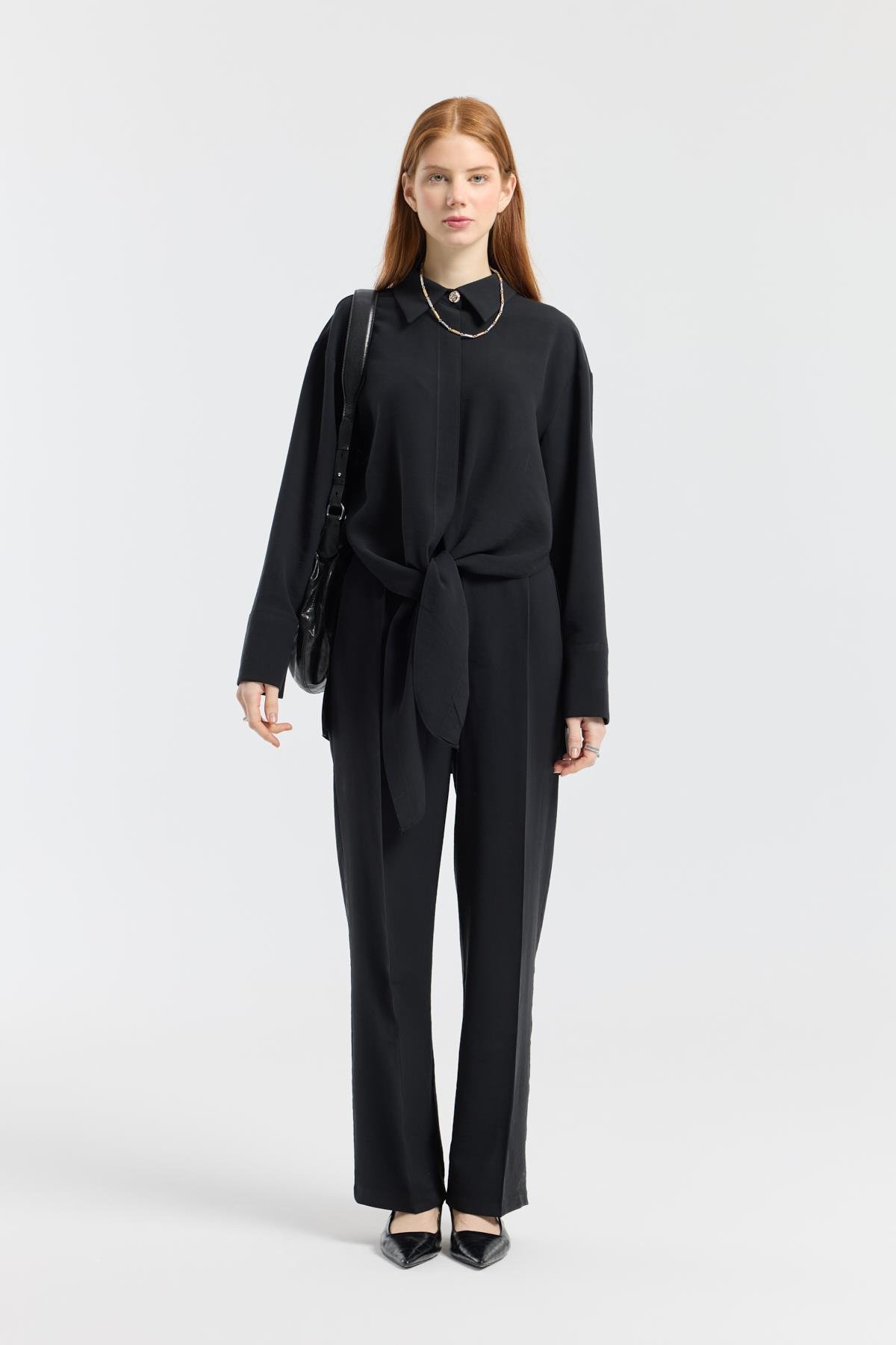 Liliya Önden Bağlamalı Pile Detaylı Takım - Siyah