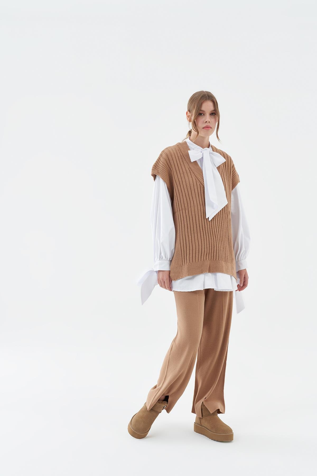 Liya Önden Yırtmaçlı Triko Pantolon - Camel