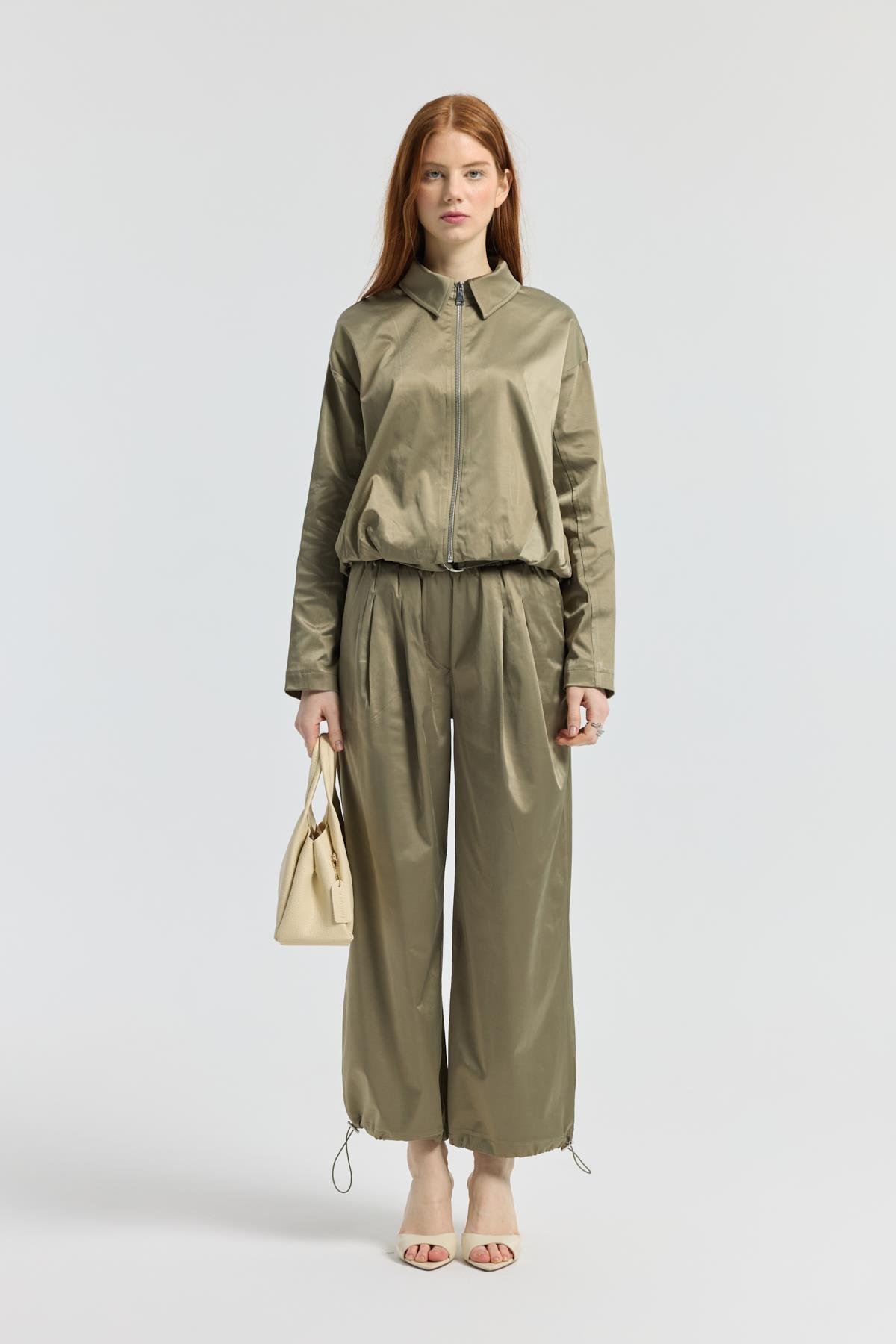 Marcelia  D Tokalı Pilili Saten Pantolon - Çağla