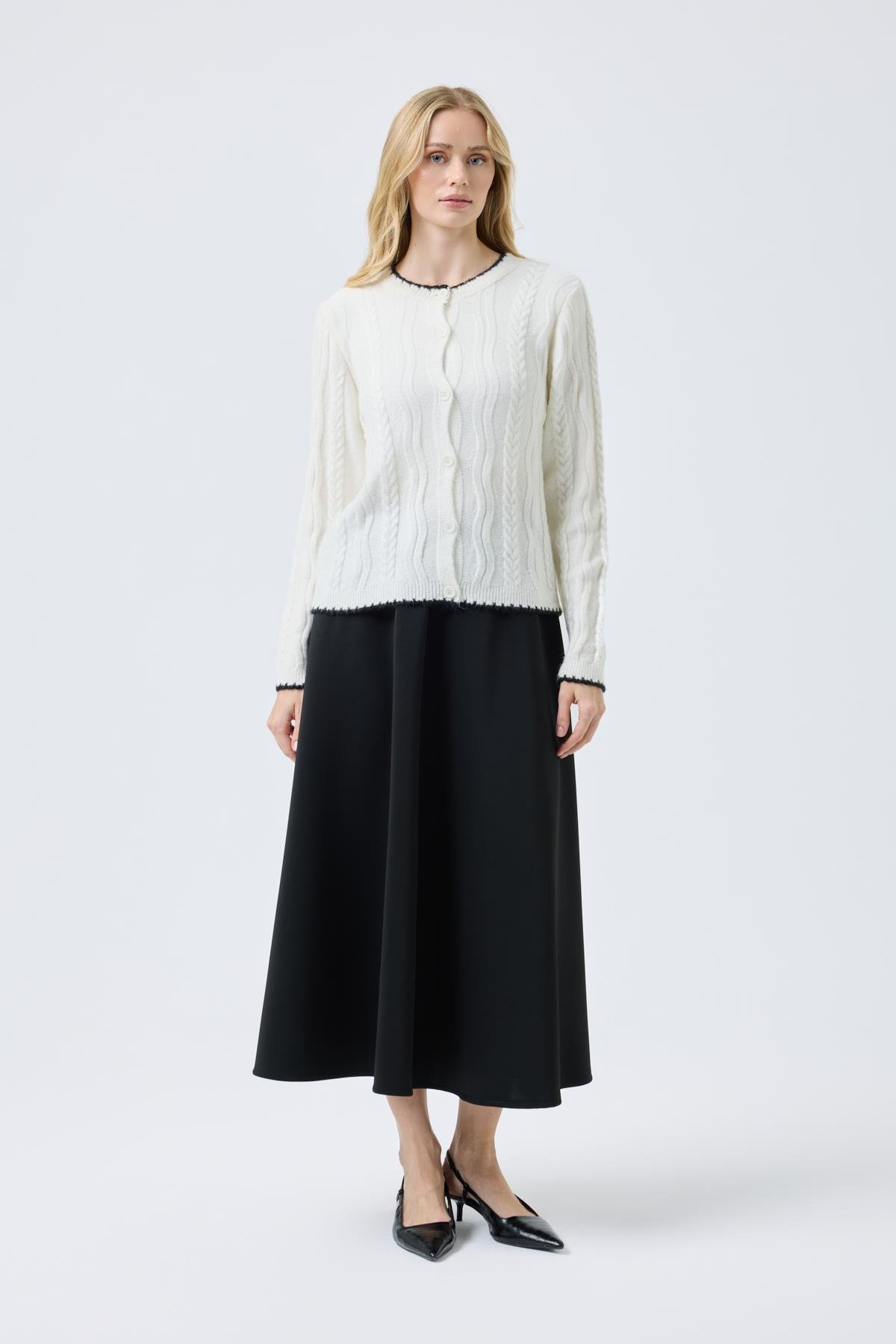 Myra Kontrast Saç Örgülü Hırka - Ekru 