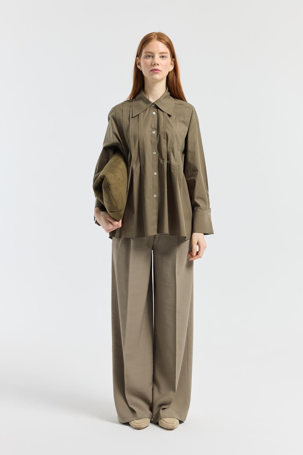 Nervürlü Geniş Manşetli Poplin Gömlek - Haki 