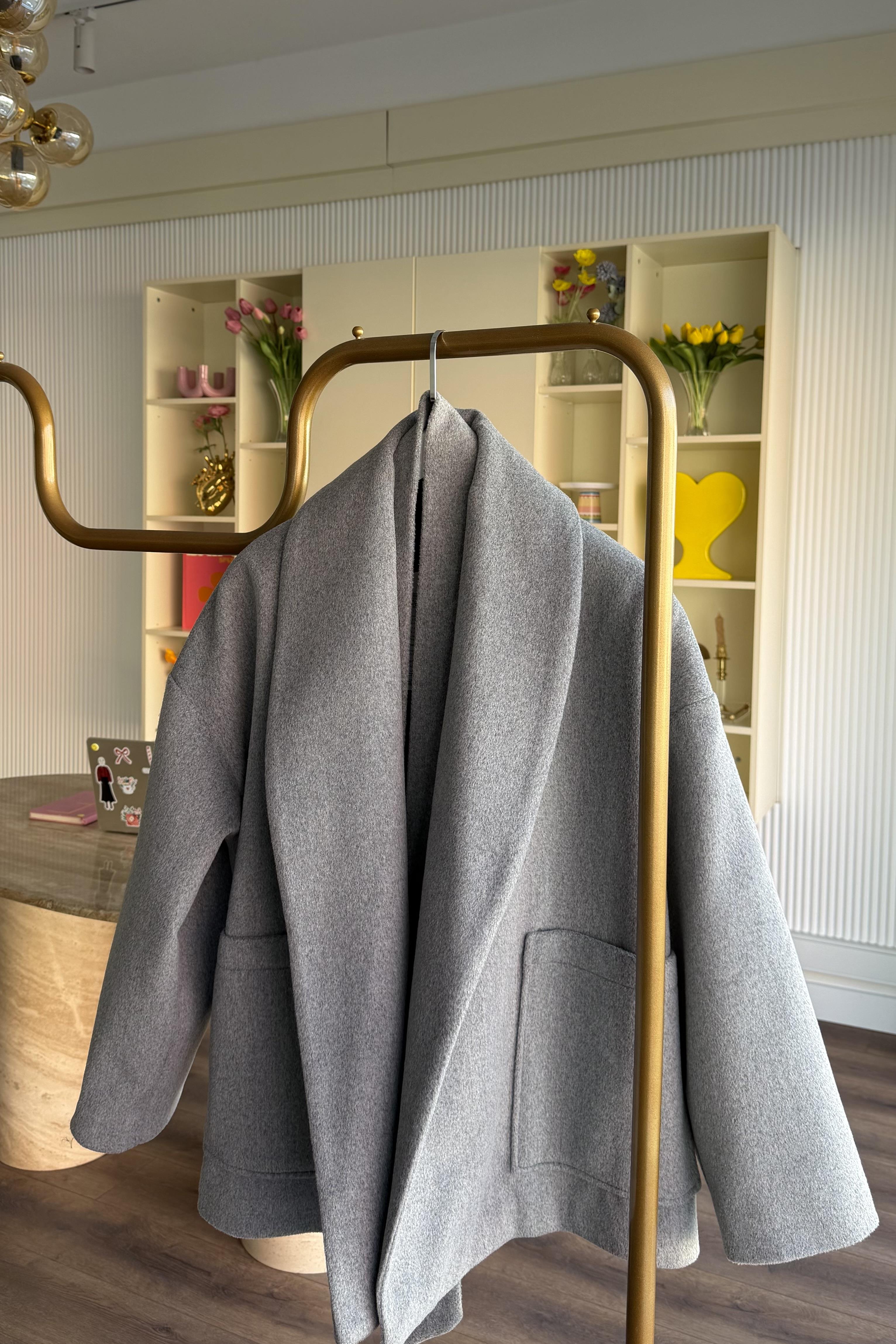 Nivel Şal Yaka Cepli Kaban - Gri