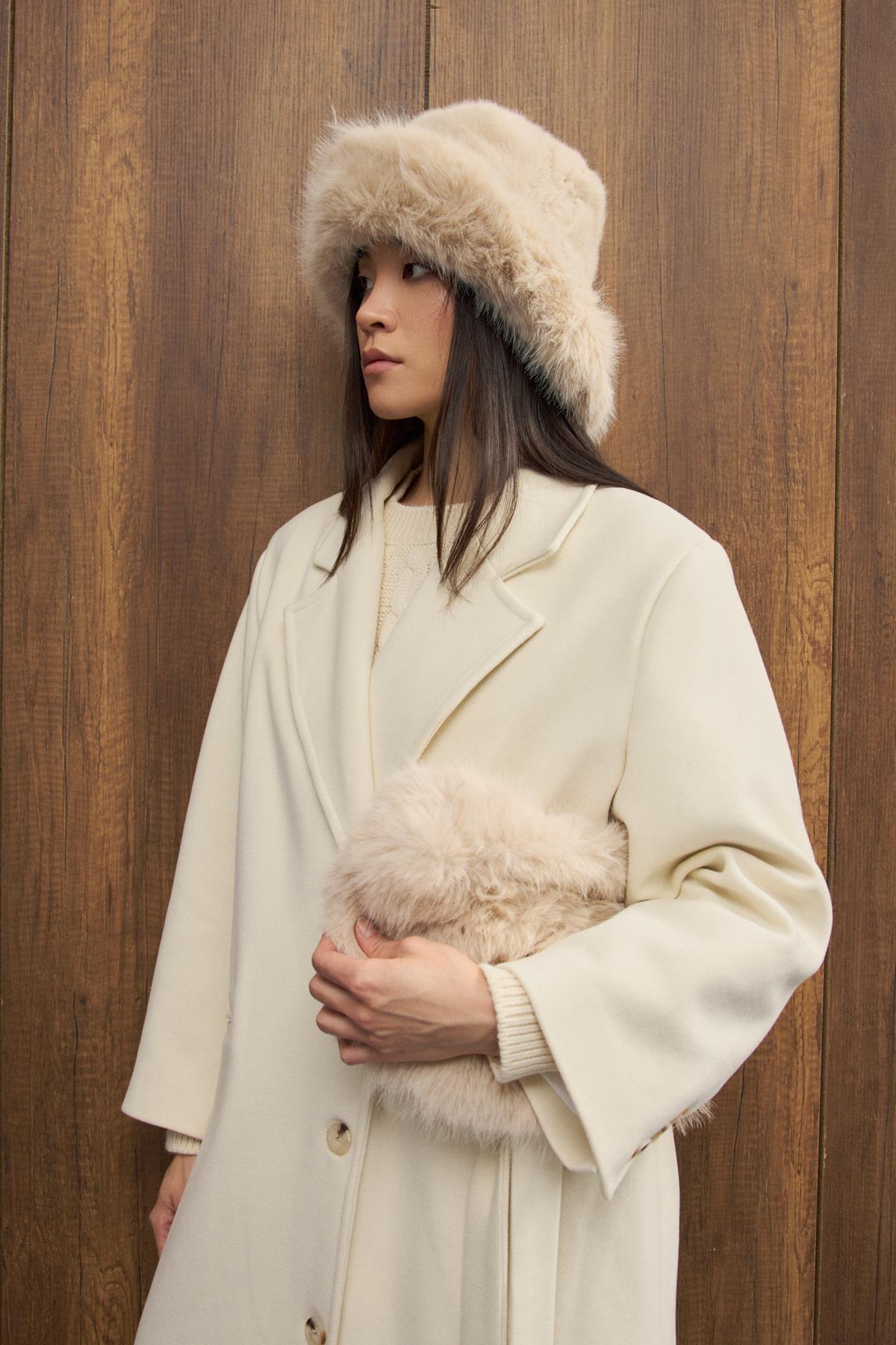 Peluş Bucket Şapka - Bej