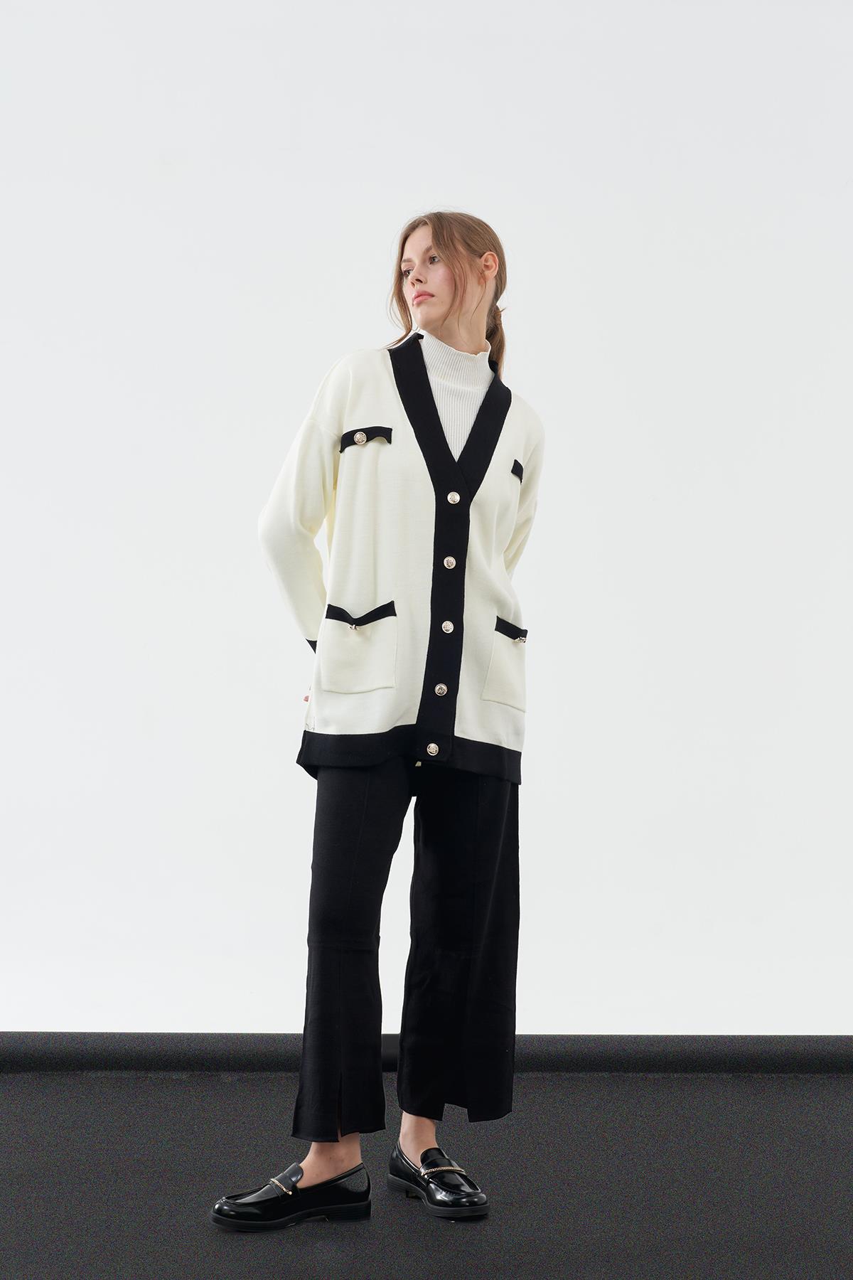 Polina Gold Düğme Detaylı Triko Hırka - Ekru