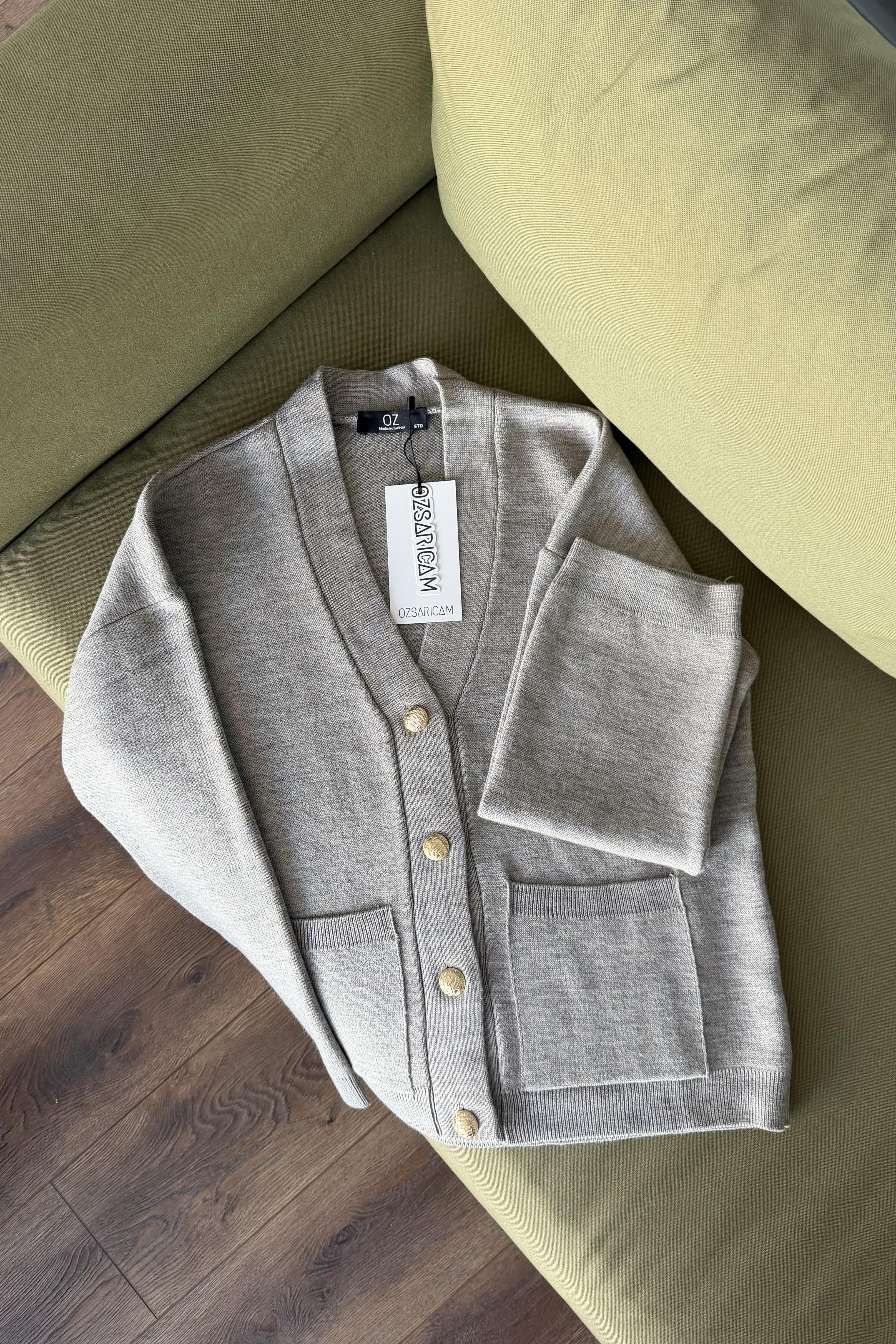 Portia Gold Düğmeli Cepli Hırka - Vizon 