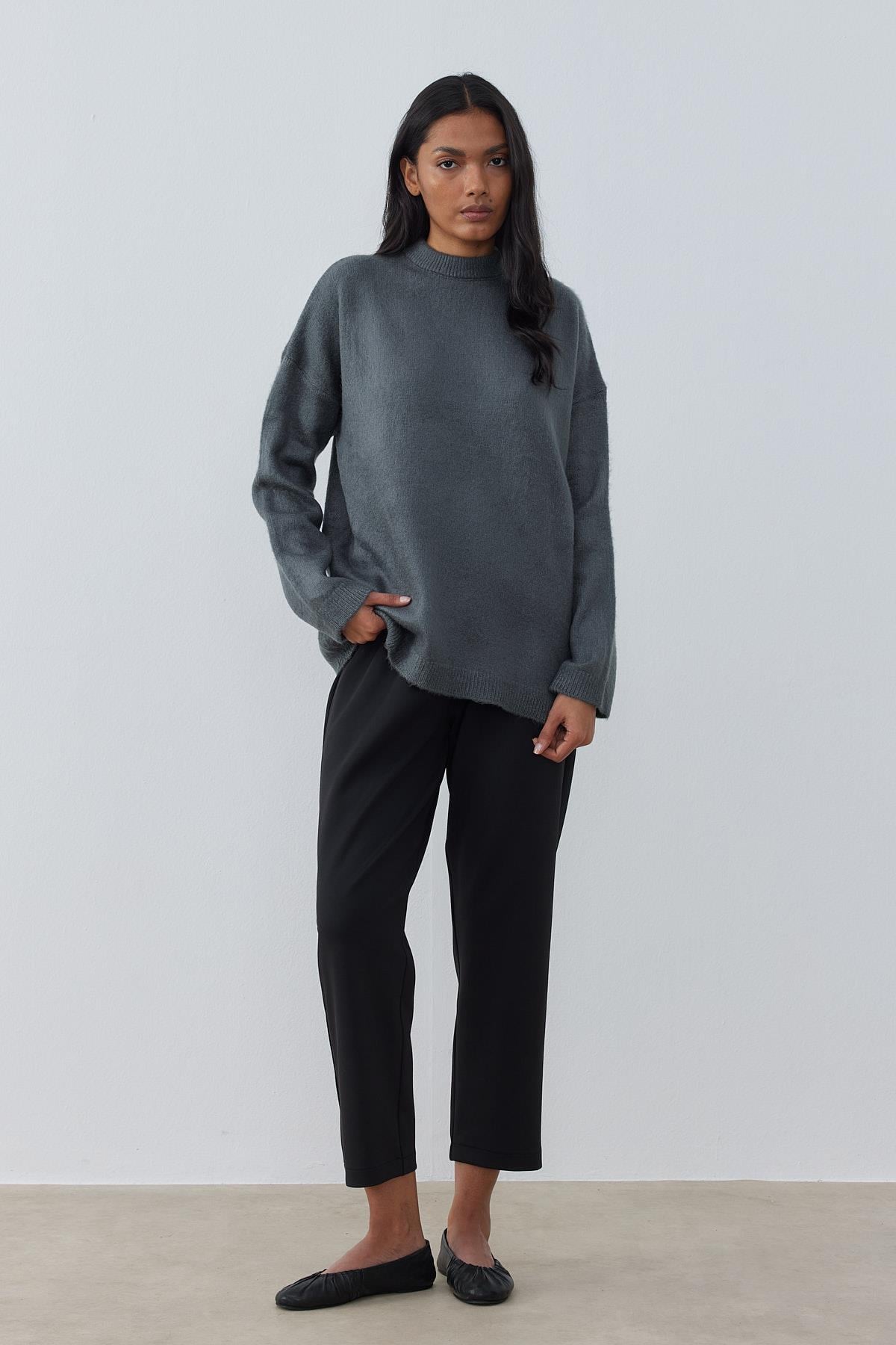 Saint Yün Karışımlı Basic Kazak- Antrasit