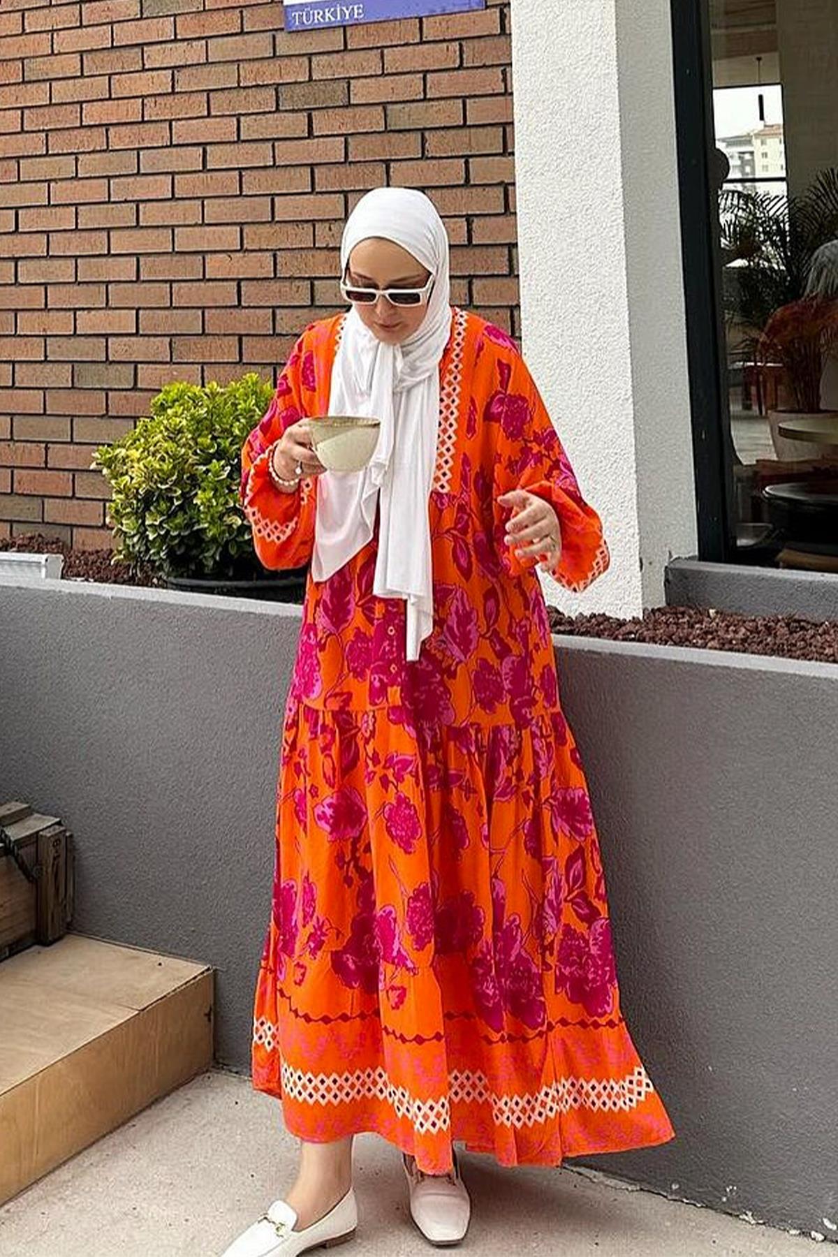 Sümeyye'nin Cherry Elbise Kombini