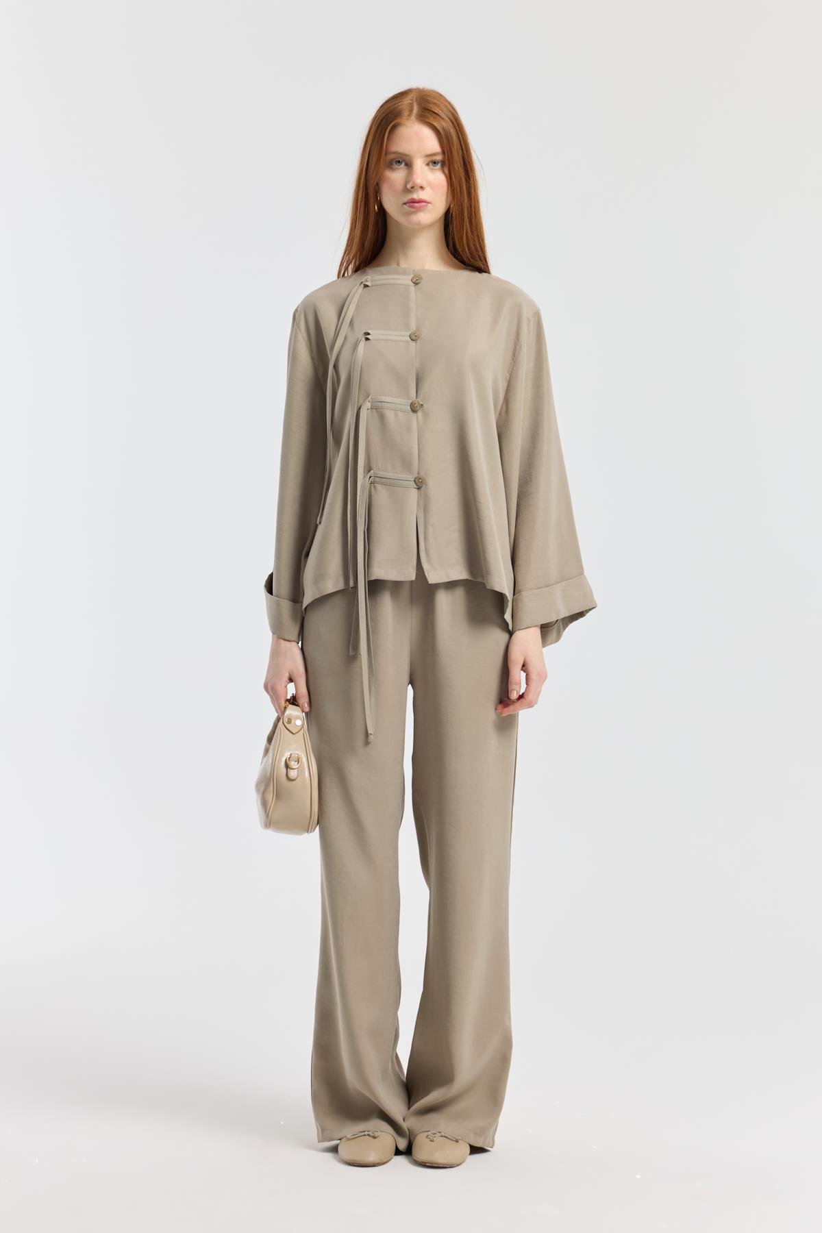 Suzan Britt Düğme Kapamalı Modal Takım - Vizon 