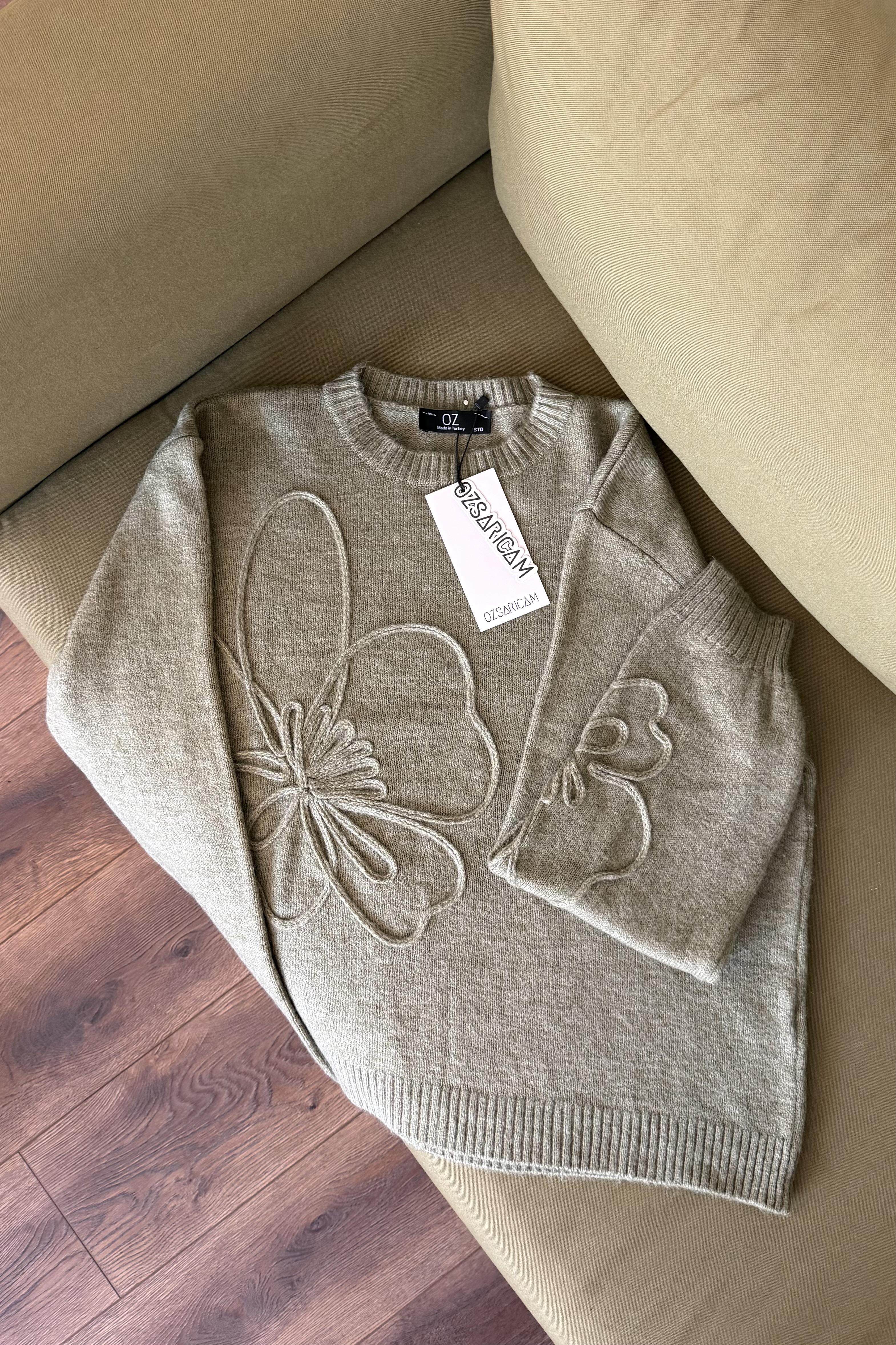 Taylor Biye İşlemeli Kazak - Çağla 