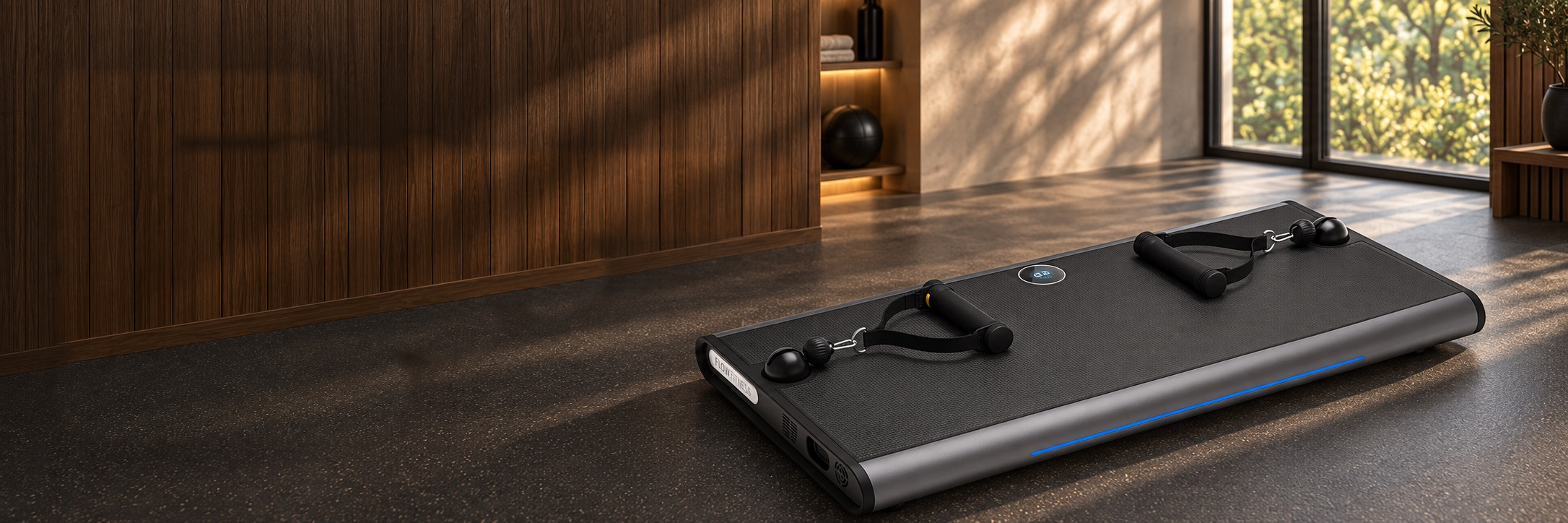 Flow Fitness Perform G1i Smart Home Gym, ahşap duvarlı ev salonunda