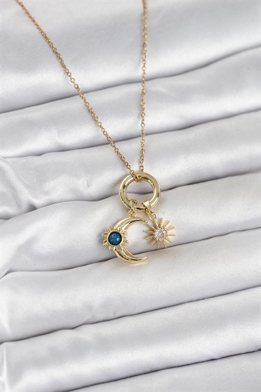 316L Çelik Gold Renk Gece Gündüz Tema Charmlı Kadın Kolye