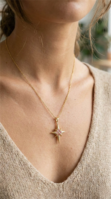 316L Çelik Gold Renk Zirkon Taşlı Kutup Yıldızı Model Kadın Kolye