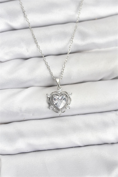 316L Çelik Zincir Gümüş Renk Kalp Model Zirkon Taşlı Kadın Kolye