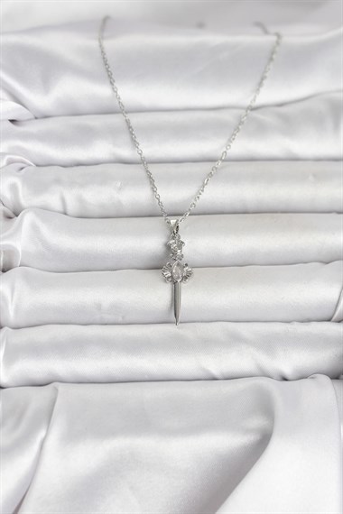 316L Çelik Zincir Gümüş Renk Kılıç Model Kadın Kolye