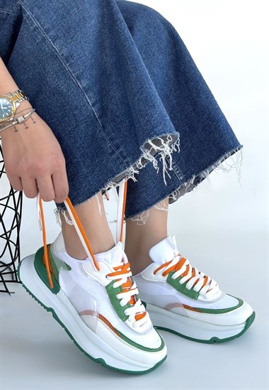 Aleh Cilt Yeşil Detaylı Çift Bağcıklı Spor Ayakkabı -Beyaz