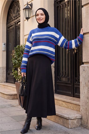 Womens Crew-Neck Striped Heavyweight Knit Sweater - Royal Blue