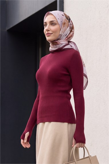 Boğazlı Parmak Geçirme Detaylı Triko Body -Mürdüm