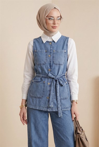 Bol Paça Pantolonlu Cepli Düğmeli Yelekli Kot Takım -Buz Mavi