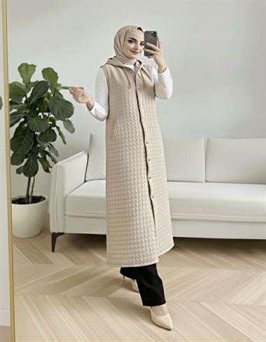 Boydan Düğmeli Kapşonlu Cepli Kapitone Uzun Yelek  -Taş